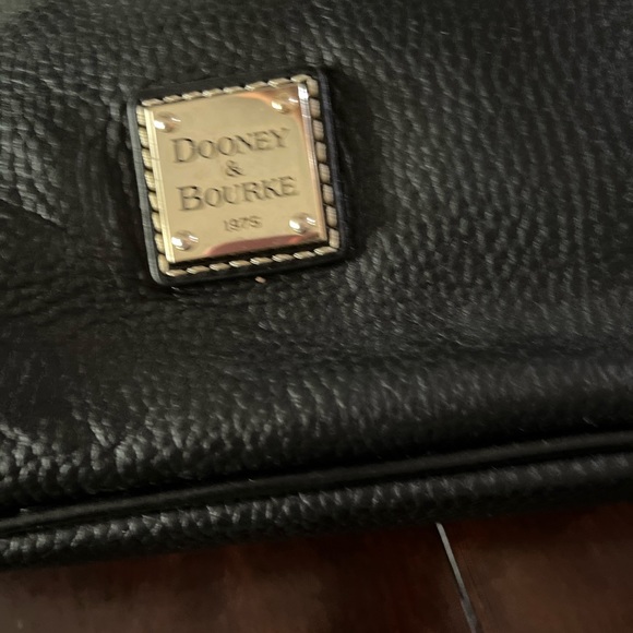 Dooney and Bourke handbags - Picture 7 of 10